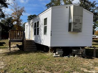 130 Palmetto Ave, Freeport, FL 32439