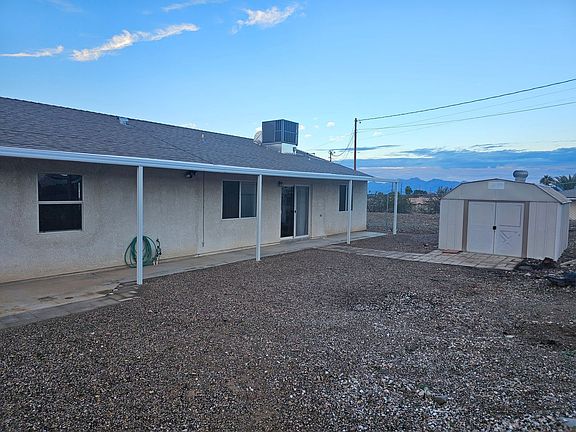 3rd image of 186 Impala Ln