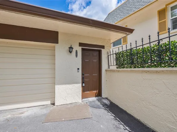 4463 Vieux Carre Cir, Tampa, FL 33613