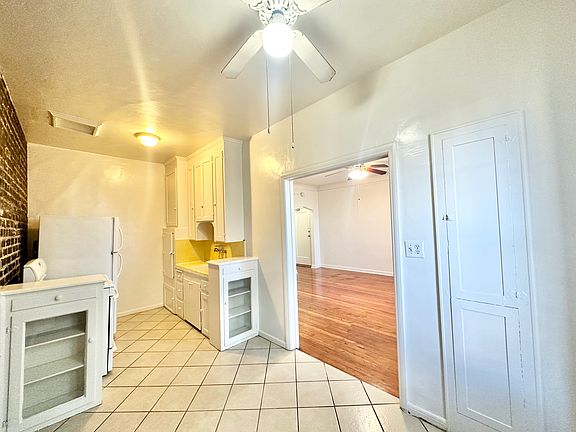 5th image of 608 S Dunsmuir Ave APT 408