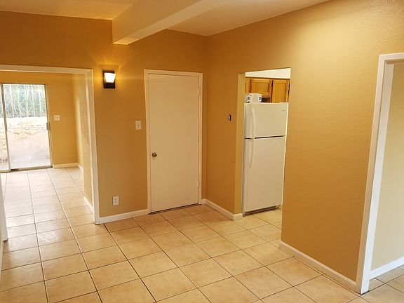 5th image of 5120 Yvette Ave