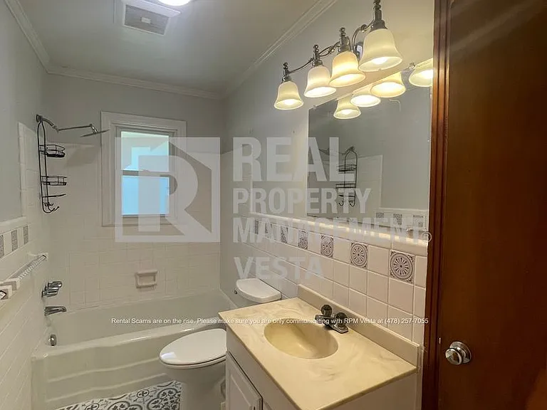 2670 Pierce Dr N — Photo 11