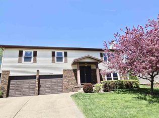 2239 Autumn Dr, Pekin, IL
