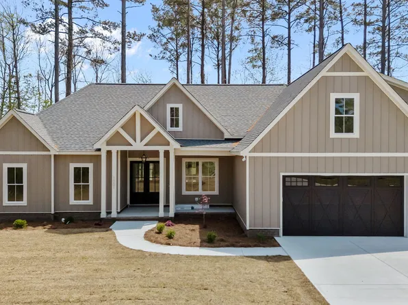 1001 Ecru Circle, New Bern, NC 28562