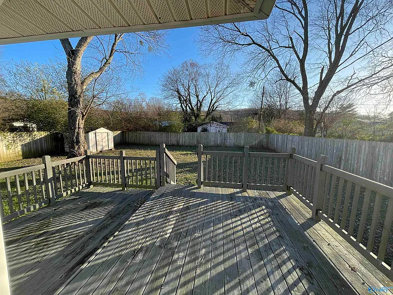 2224 Bide A Wee Dr NE — Photo 12