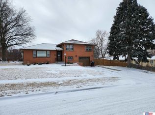 6141 Lexington Ave, Lincoln, NE 68505
