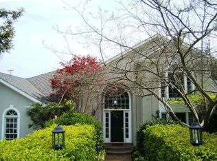 1900 Noel Dr, Los Altos, CA 94024