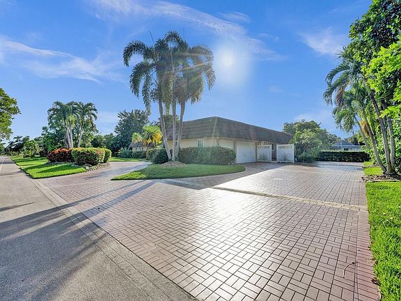 4th image of 5305 Woodlands Boulevard