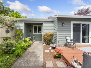 10627 SW Murdock St, Tigard, OR 97224