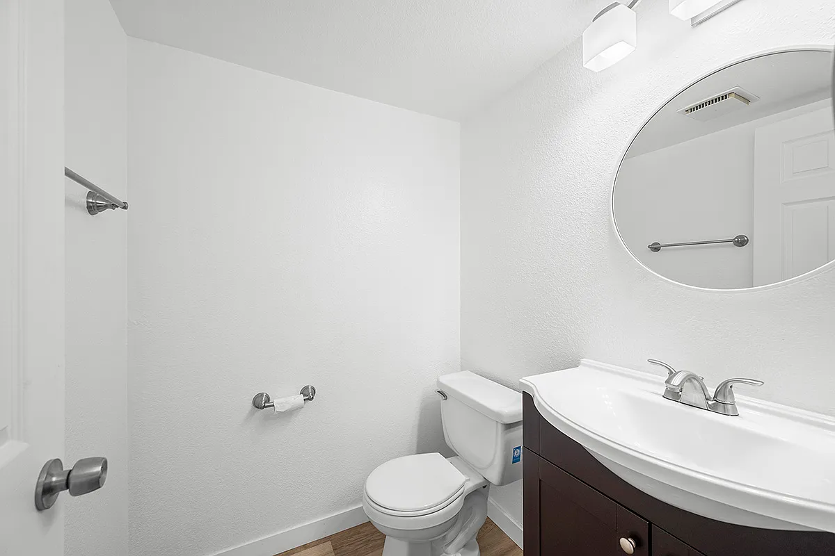 2 bed, 2.5 bath, 1041 sqft, $2,900 — Photo 2
