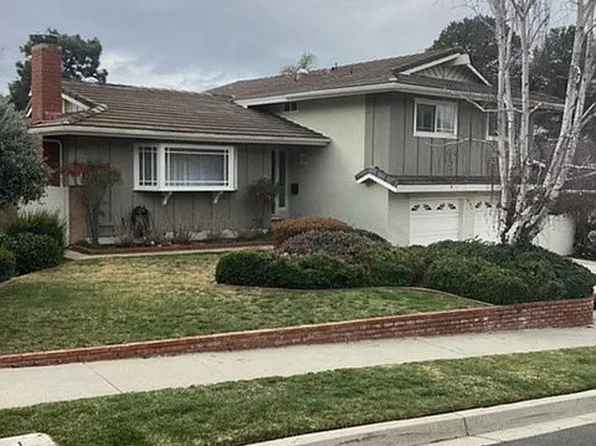 3734 W Holloway St, Thousand Oaks, CA 91320