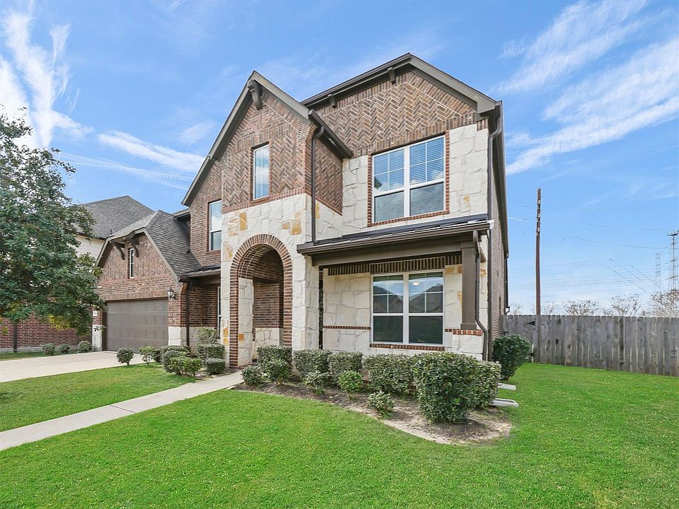 1st image of 4030 Brookfield Run Ln