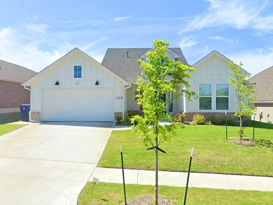 11212 NW 136th Ter