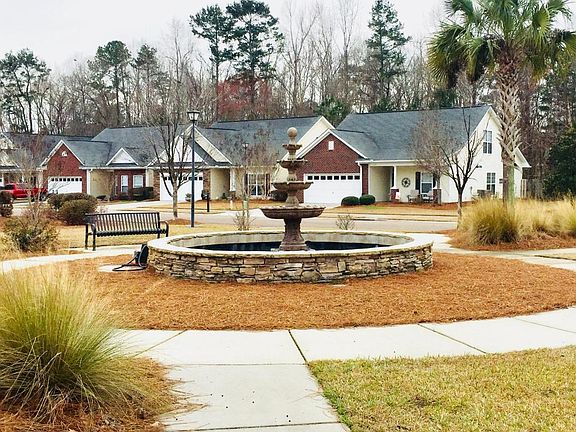 2nd image of 119 Garden Grove Dr