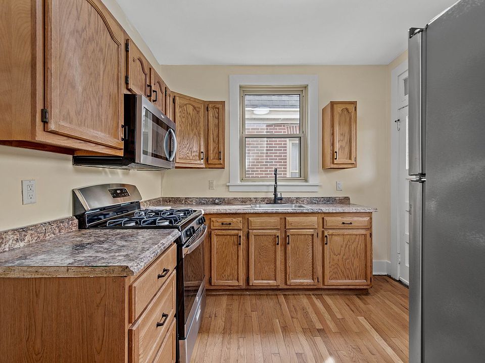 1st image of 535 Woodward Ave