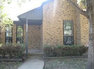 8808 Saint Thomas Cir, Dallas, TX 75228