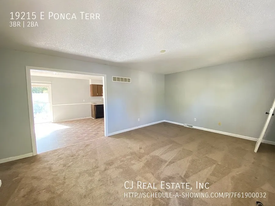 Building Photo - 19215 E Ponca Ter