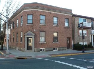 216 Grove St, East Rutherford, NJ 07073