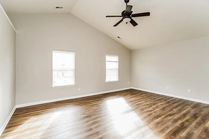 16315 Raptor Ct — Photo 9