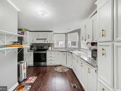 2 Raspberry Ct, Middle River, MD, 21220