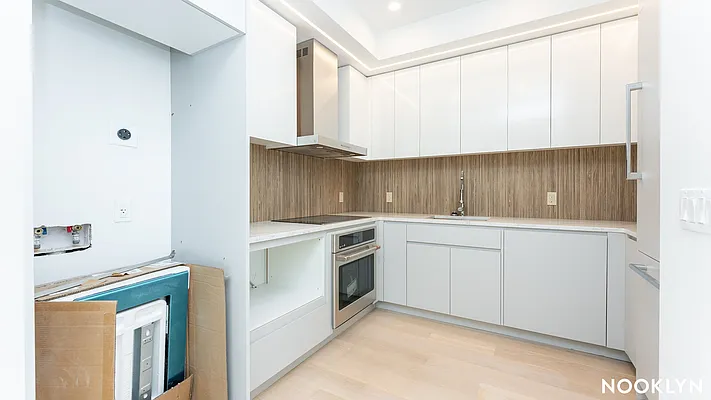 Rented by Nooklyn NYC LLC | media 28