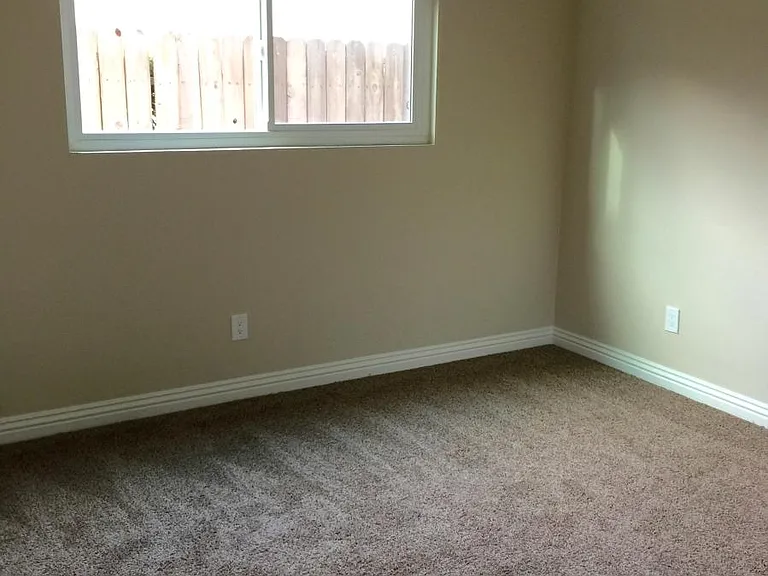 15551 Boleyn Cir #B — Photo 18