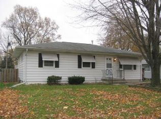 3966 N Newcastle Dr, Decatur, IL 62526