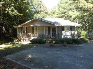 1080 Cross Plains Rd, Carrollton, GA 30116