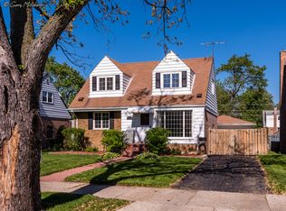 17527 Burnham Ave, Lansing, IL 60438