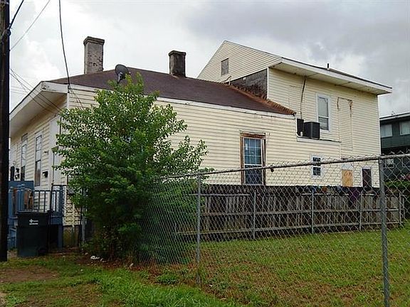 3rd image of 2308 Saint Andrew St #10
