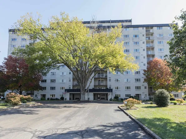 600 S Cullen Ave APT 901, Evansville, IN 47715