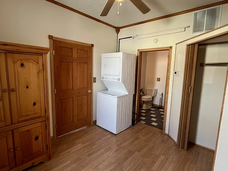 706 E Water St #1 — Photo 14