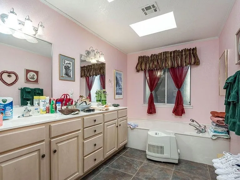6732 Camino Blanco — Photo 3
