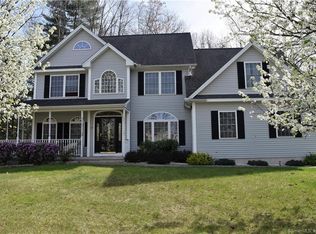 27 April Way, Bloomfield, CT 06002