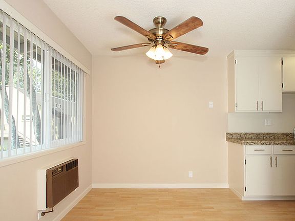 5th image of 1256 Balboa Ct APT 13