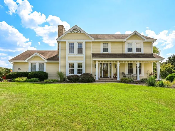 N108W15219 Bel Aire LANE, Germantown, WI 53022