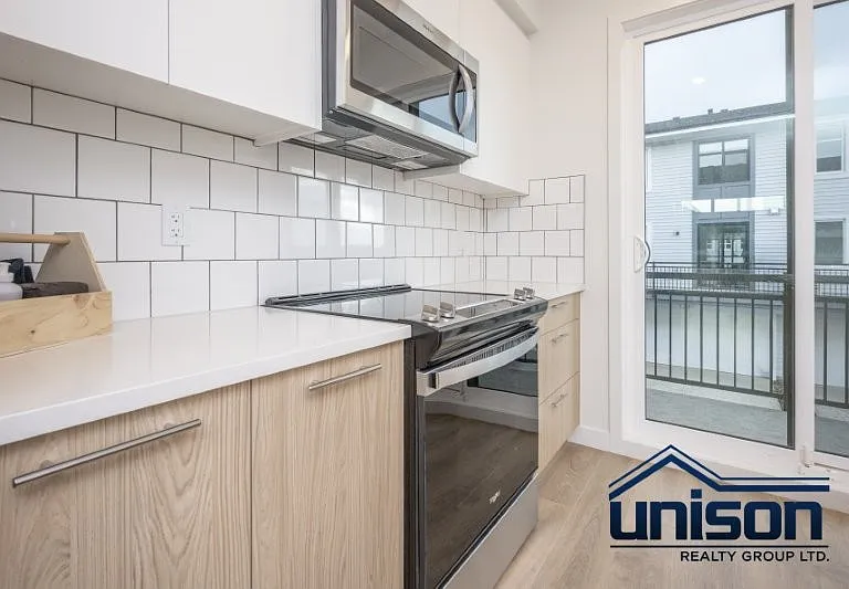 449 Belmont Ave SW — Photo 1
