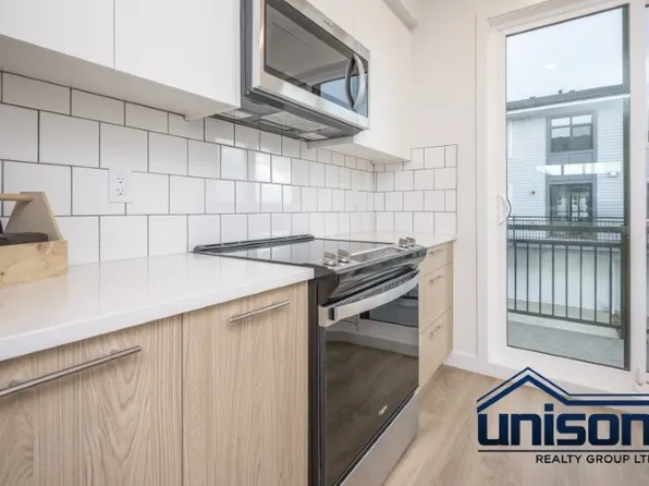 449 Belmont Ave SW, Calgary, AB T2X 4P2