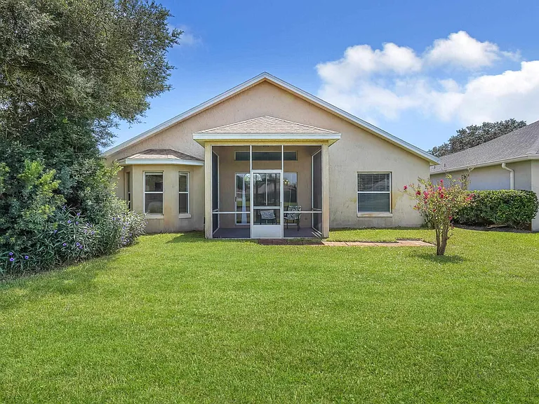 2340 Commodores Club Blvd — Photo 3