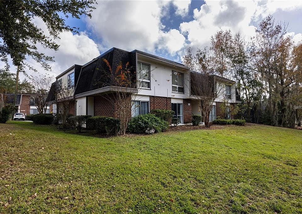 1st image of 1700 SW 16th Ct APT K22