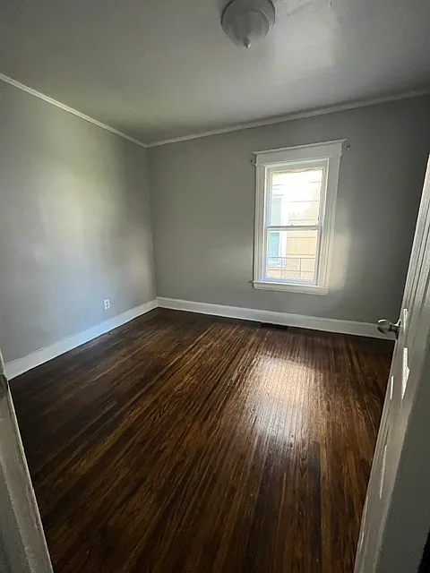 62 Miller St
