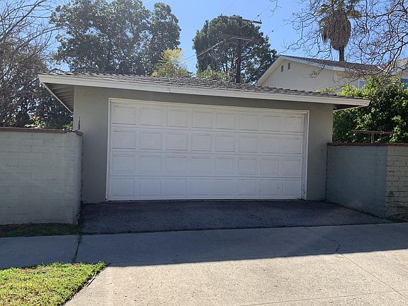 4th image of 5523 Babcock Ave