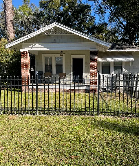 3029 Green St — Photo 1