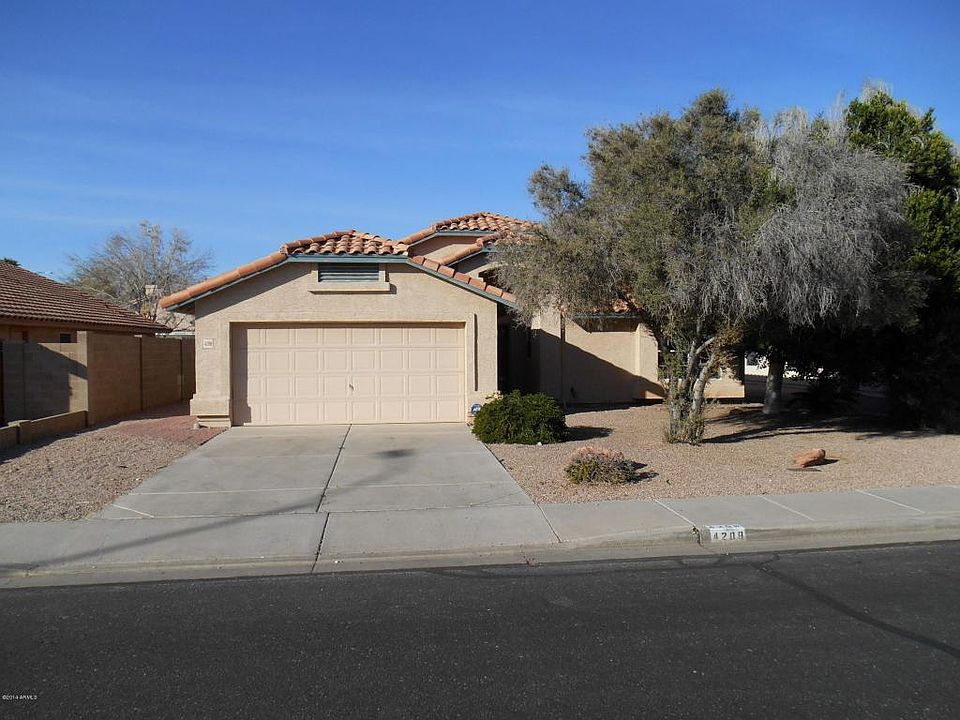 1st image of 4208 E Balsam Ave