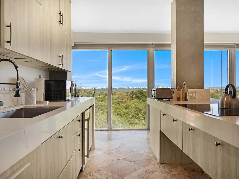 5781 Biscayne Blvd #Penthouse 3 — Photo 8