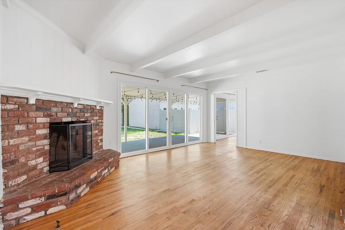 3 bed, 1473 sqft, $5,295 — Photo 3