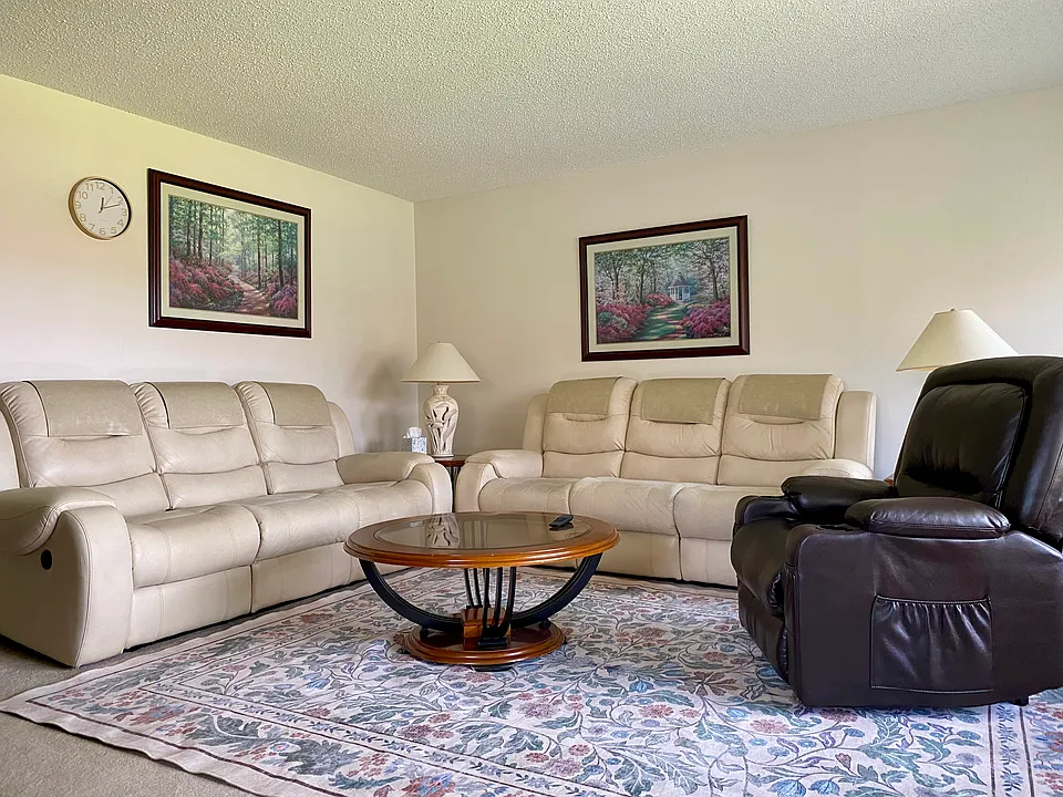 36 Pine Arbor Ln #5
