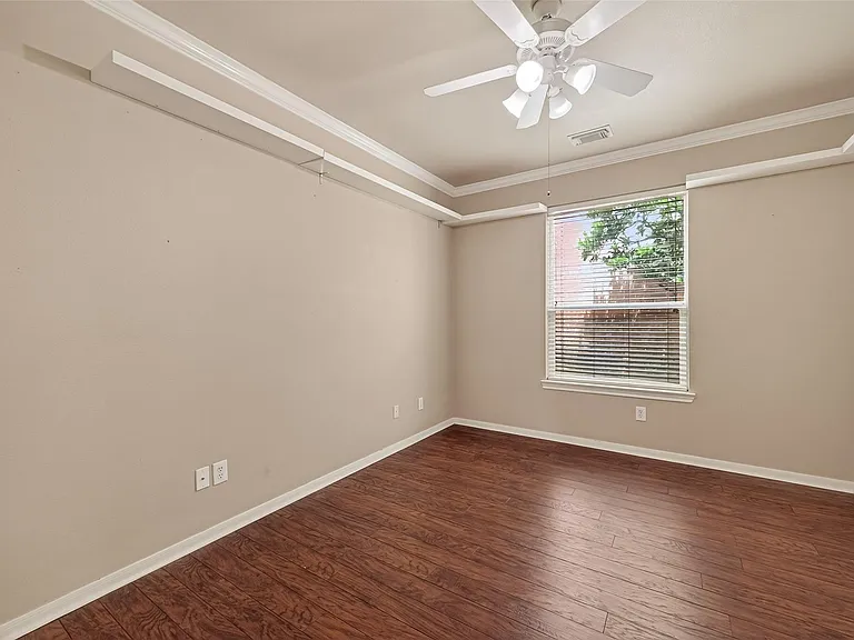4702 Autumn Orchard Ln — Photo 7