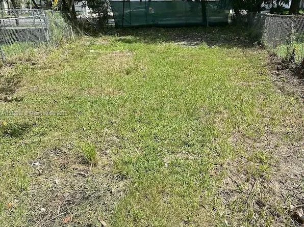 3927 NE Washington Ave, Miami, FL 33133