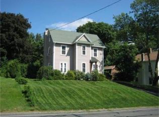 225 Maple St, Warren, MA 01083